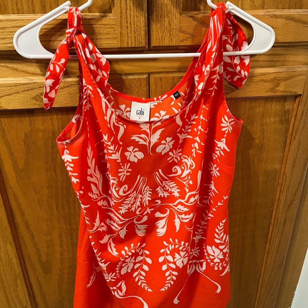 CAbi Orange and White Floral Tank Top